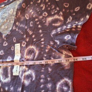 Woman's T-Shirt Short Sleeve V Neck